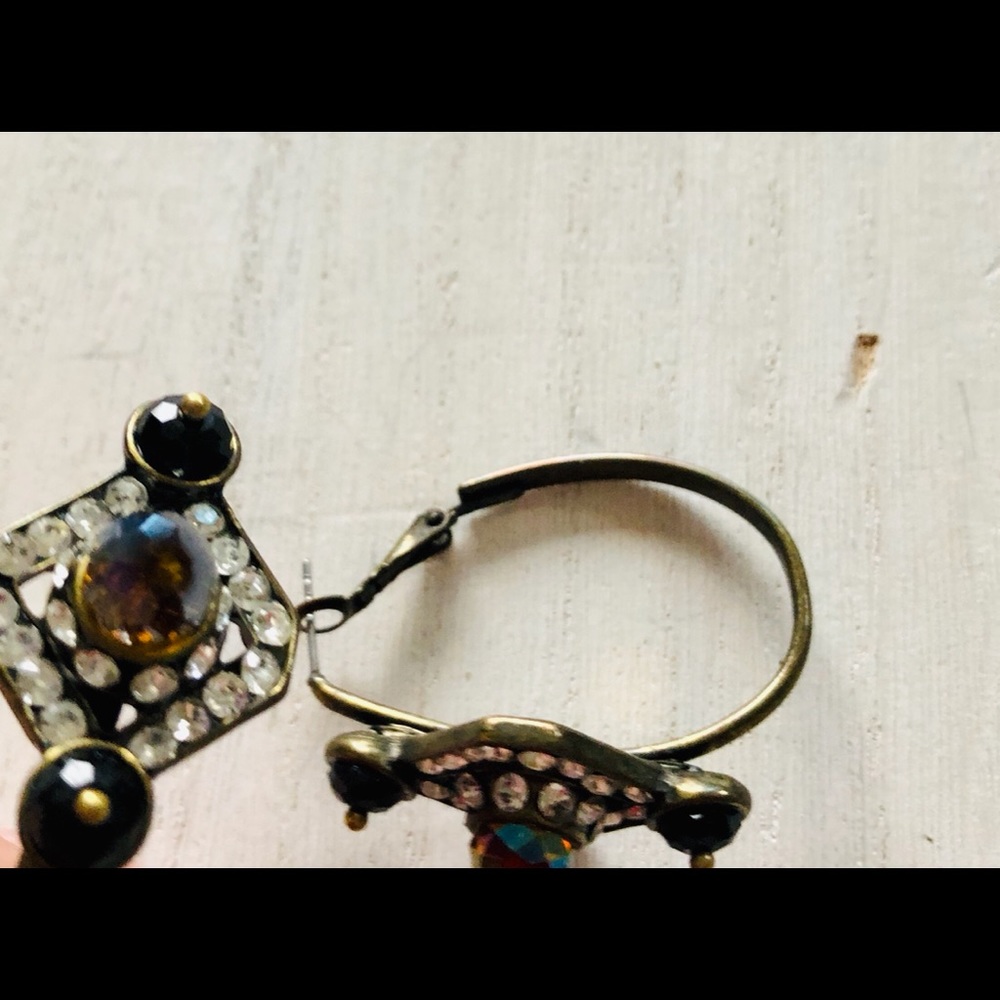 Perch Hoop Earrings - Picture 3 of 8